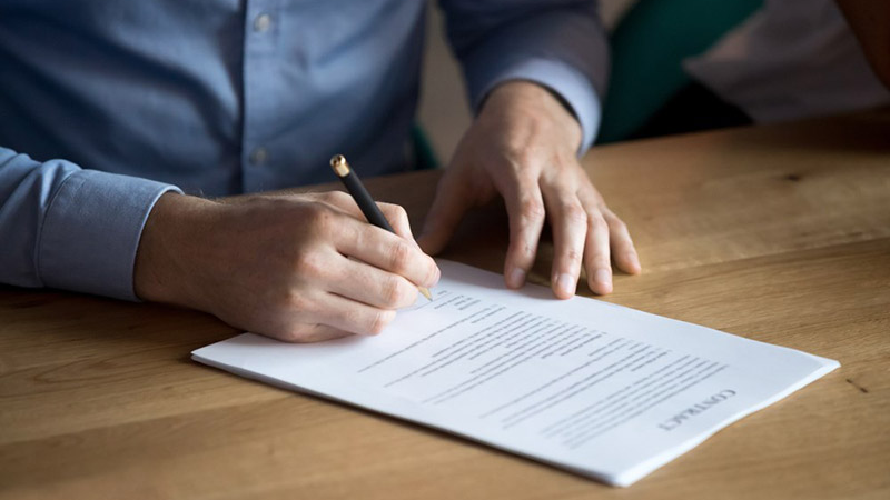 4 Main Types of Contract Breaches